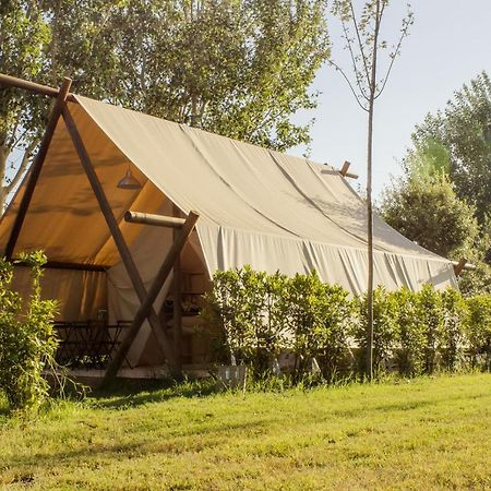 Bnatural Glamping Naturista/Nudista باراتي المظهر الخارجي الصورة