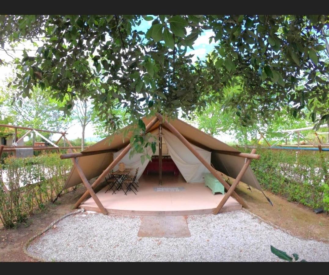 Bnatural Glamping Naturista/Nudista باراتي المظهر الخارجي الصورة