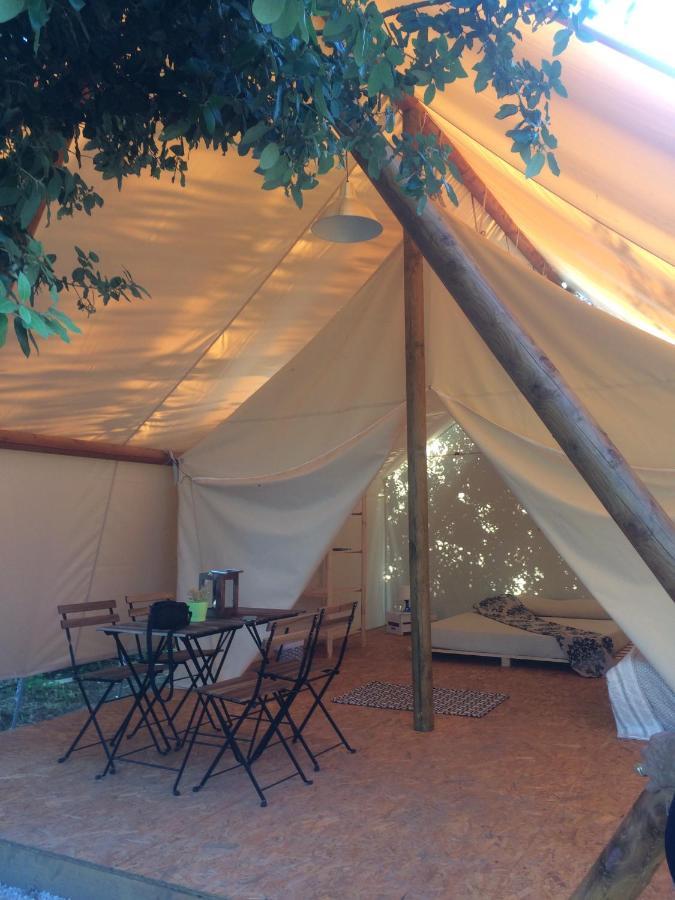 Bnatural Glamping Naturista/Nudista باراتي المظهر الخارجي الصورة