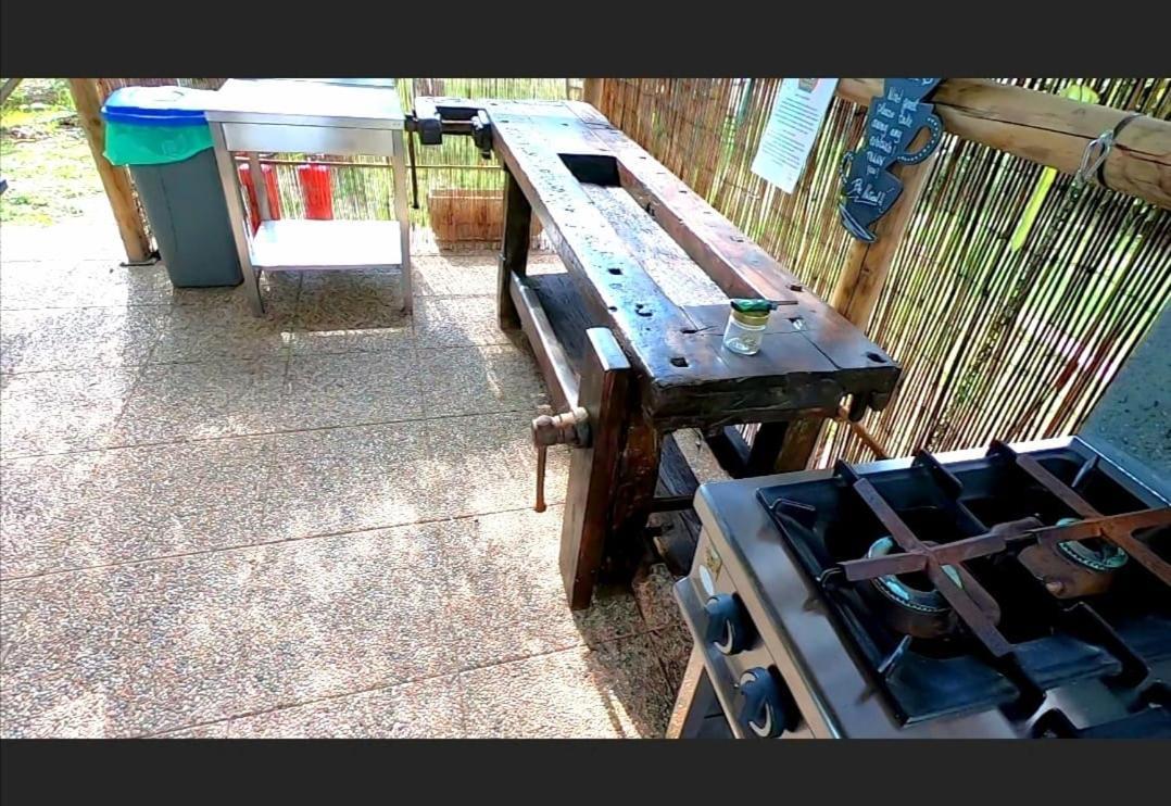 Bnatural Glamping Naturista/Nudista باراتي المظهر الخارجي الصورة